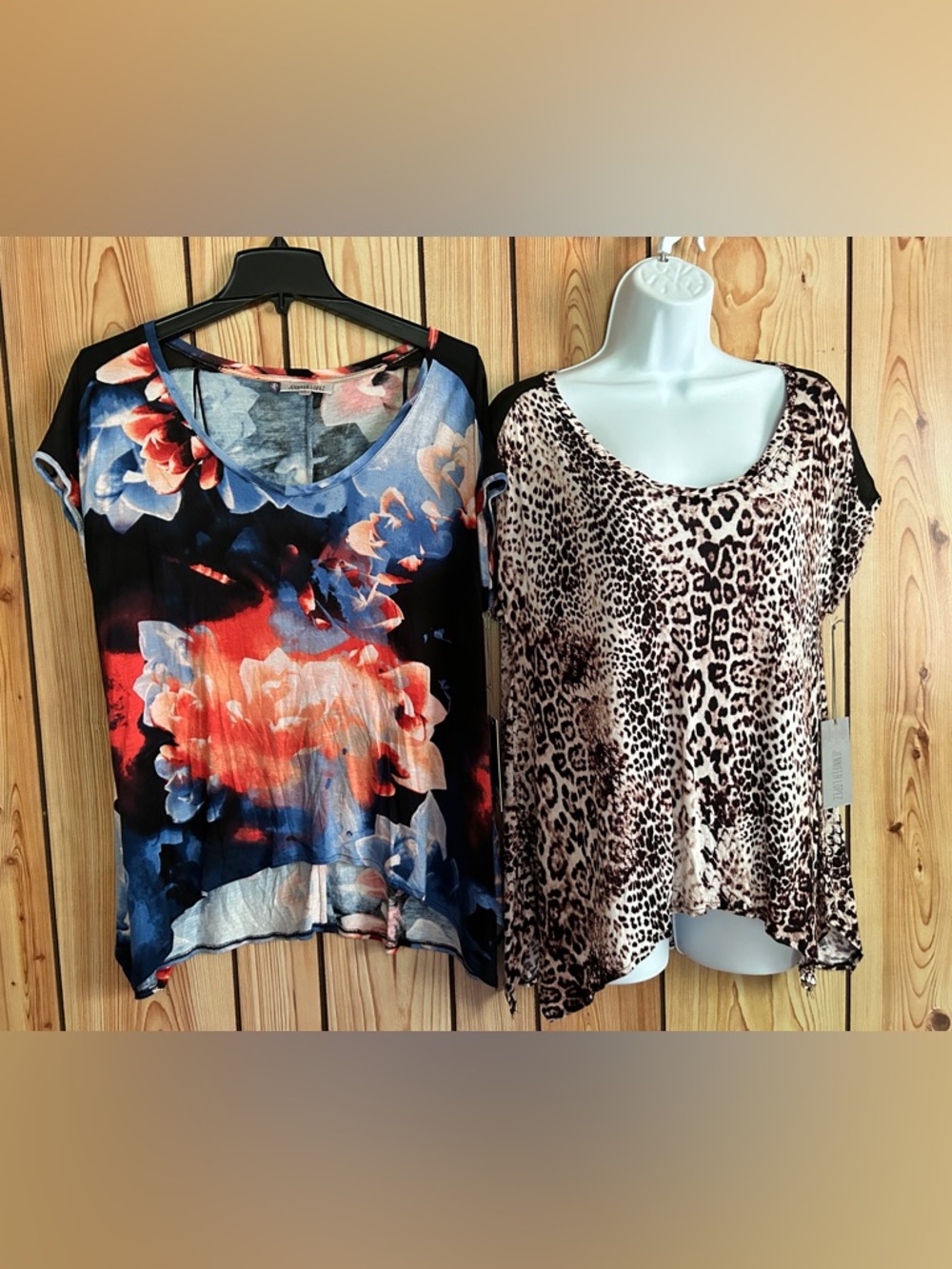Lot of 2 JLO Jennifer Lopez Rayon Top Short Sleeve Size L See Description New